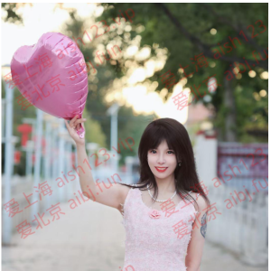 请输入相册名称