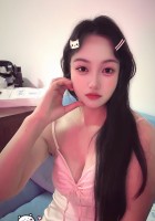 大家好，我是草莓，请大家多多照顾~！