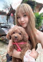 大家好，我是薇薇，请大家多多照顾~！