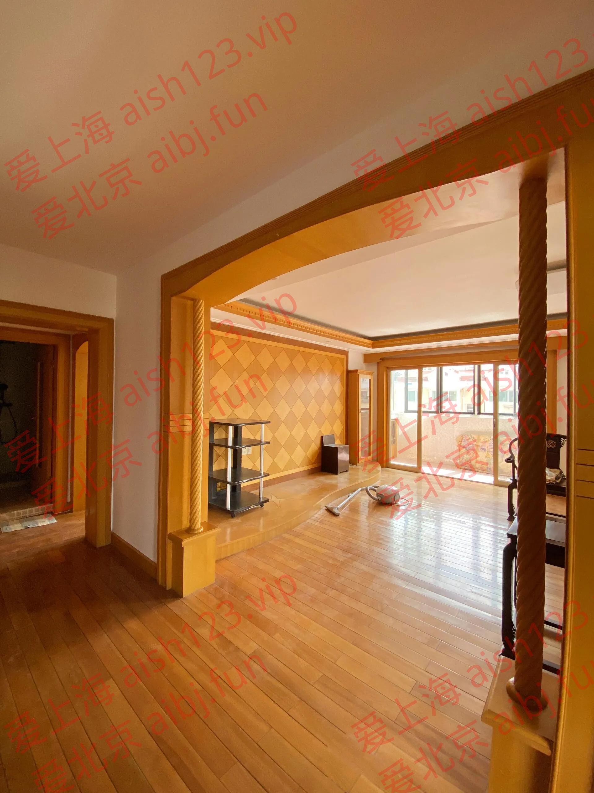 920d3a3a40effe70a6db100a5e9f181b.jpg