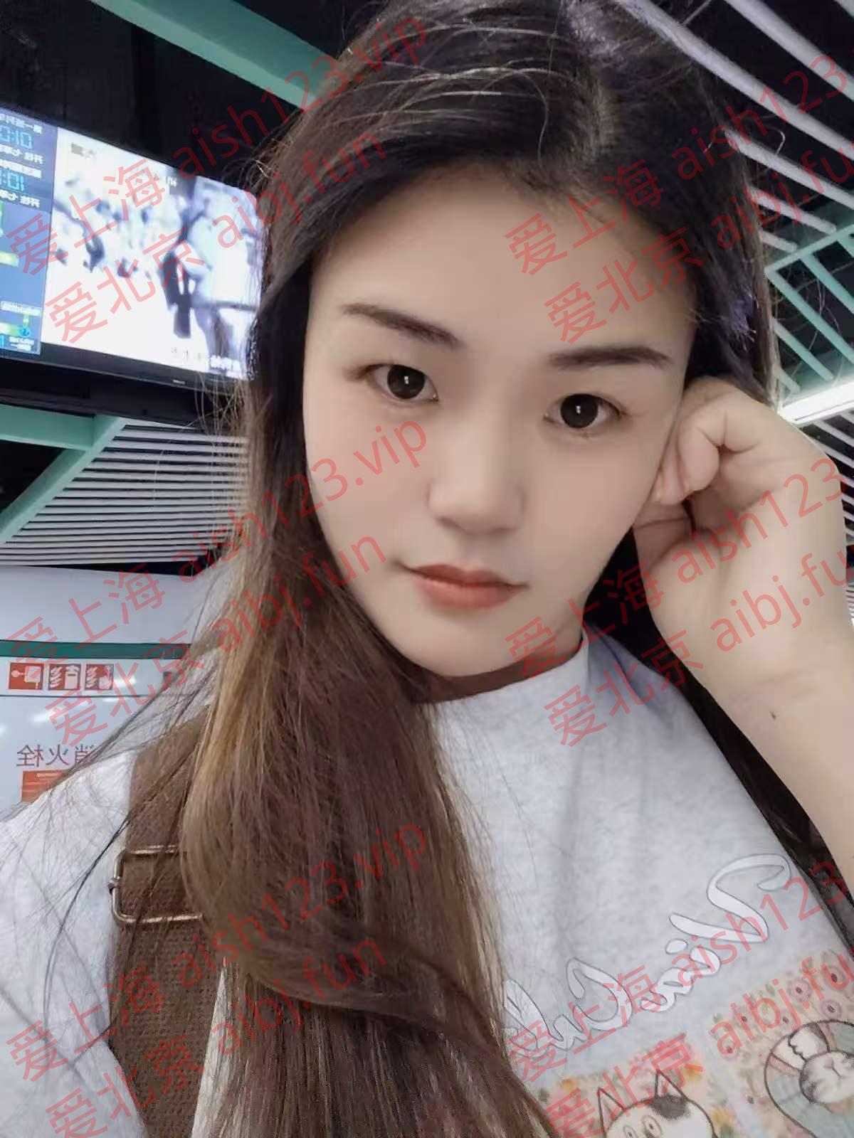 Y@1SC}$LEEZ18{KGU3RR]B0.jpg