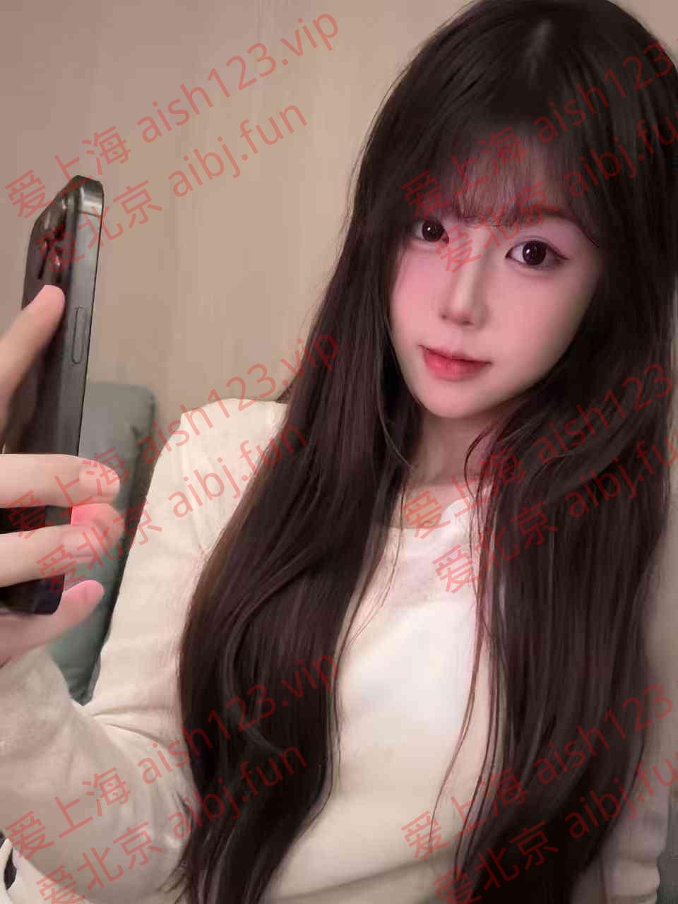 BS[_B@98(SIR2Q5RF_R]1X0.jpg